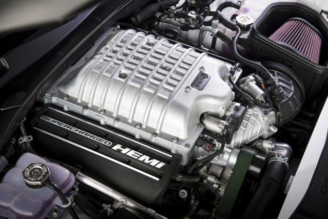 the-evolution-of-the-dodge-hellcat-supercharged-v8-engine-167799_1.jpg