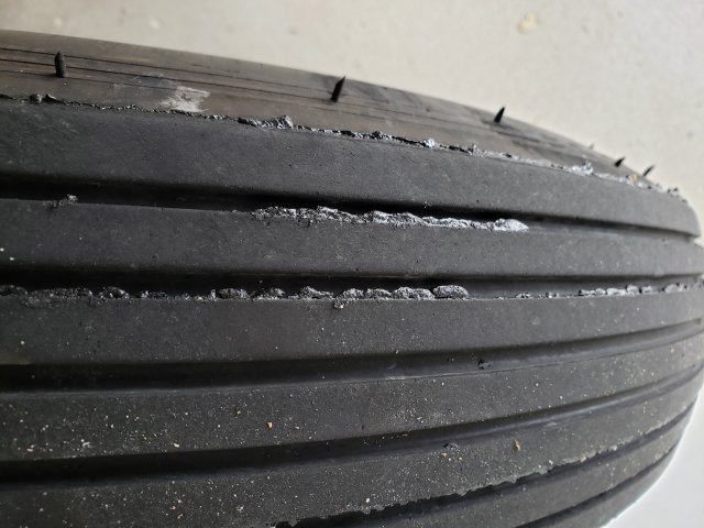 tire 2.jpg