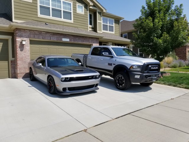 20170829_120809 Silver Mopars cleaned.jpg